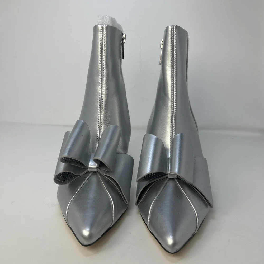 Coutgo Silver Bow Low Kitten Heel Ankle Booties Pointed Toe Women's Size 7 New